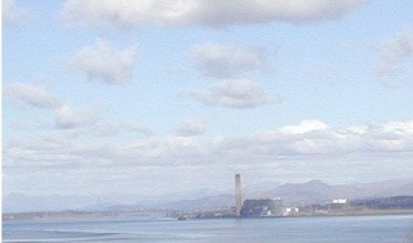 Longannet power station: looking north west up the Forth from Bo'ness towards Stirling